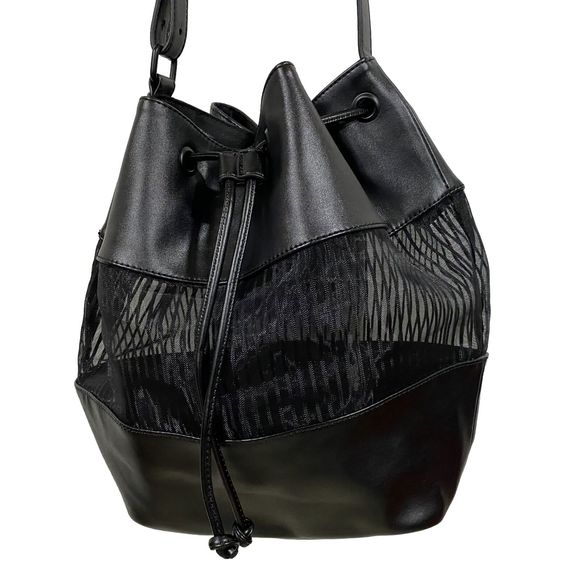 BCBGeneration Drawstring Mesh Middle Tote Handbag Purse - Picture 3 of 16